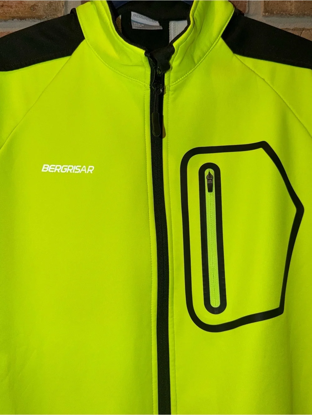 Bergrisar Cycling Jacket – Men’s XL – Yellow Reflective Performance Bike Jacket